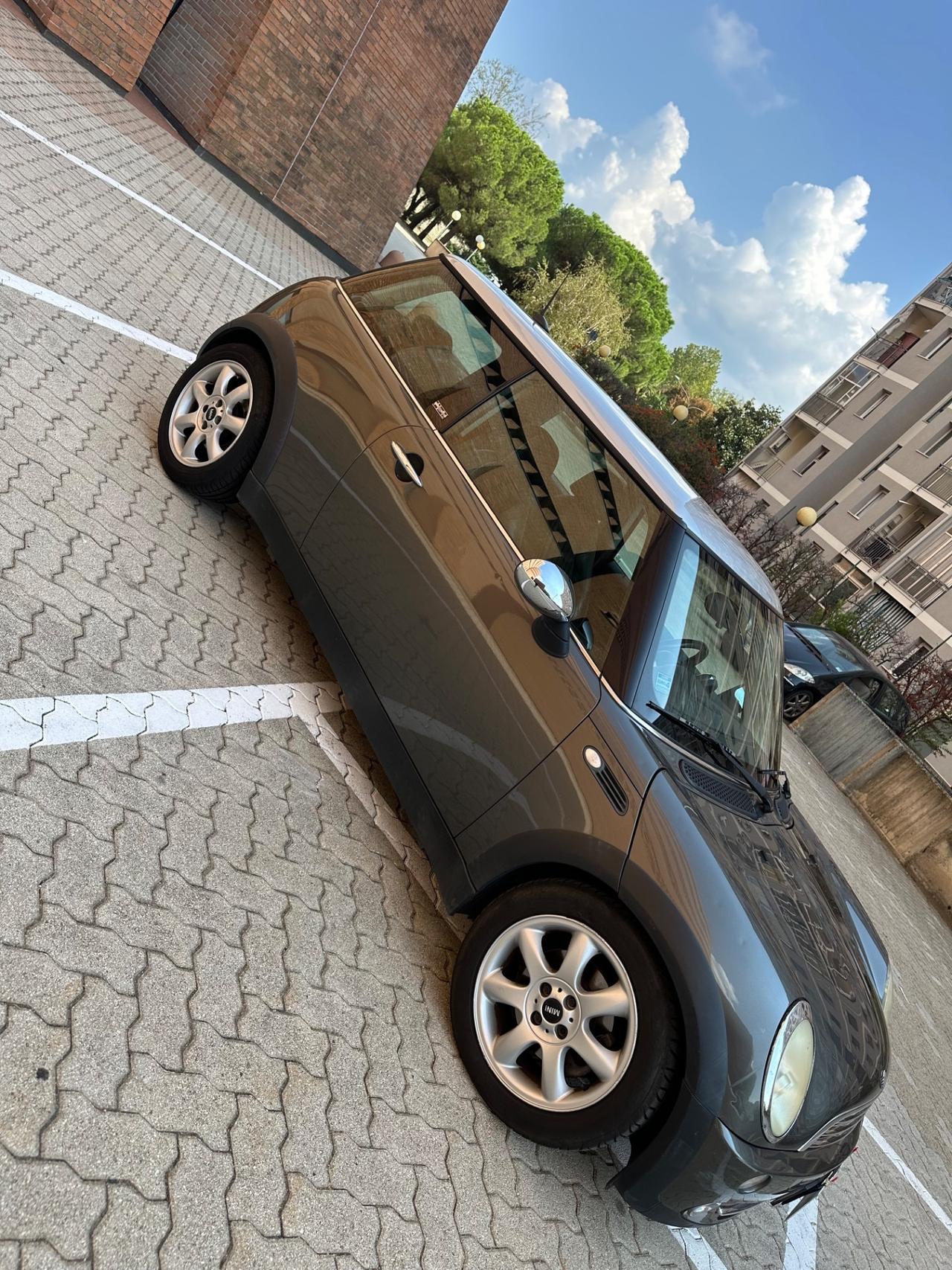 Mini 1.6 16V One Park Lane