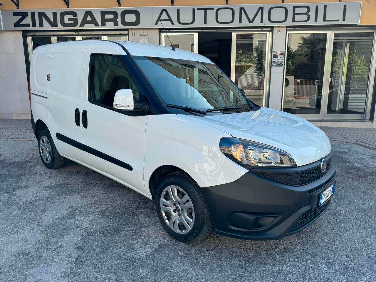 FIAT DOBLO CARGO 1.6 MJ 105 CV. AUTOCARRO 2 POSTI