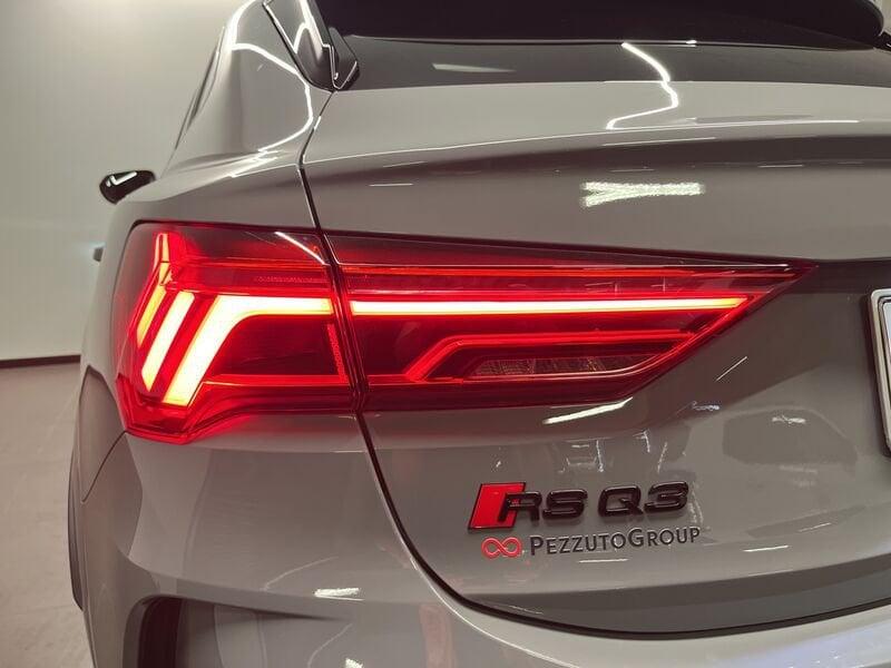 Audi Q3 Audi RS Q3 Sportback 294(400) kW(PS) S tronic