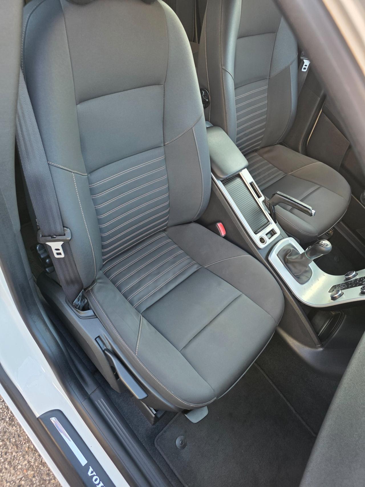 Volvo V50 D4 Momentum