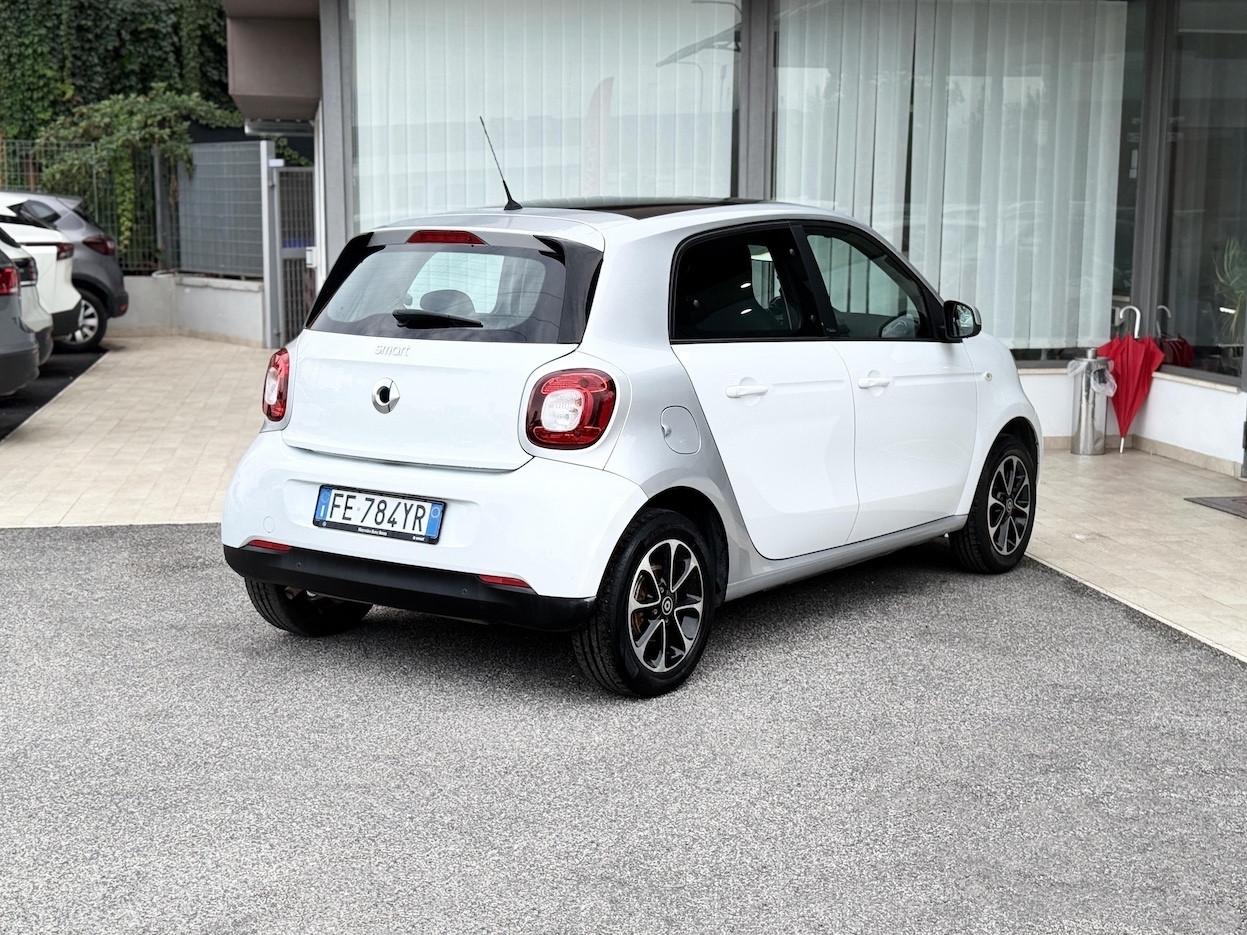 Smart ForFour 1.0 Benzina 71CV E6 Neo. Automatica - 2016