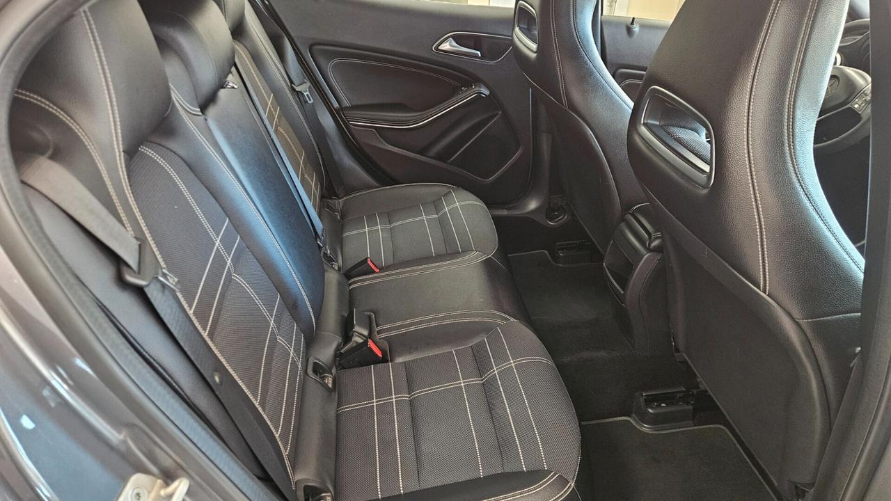 Mercedes-benz GLA 200 d Premium