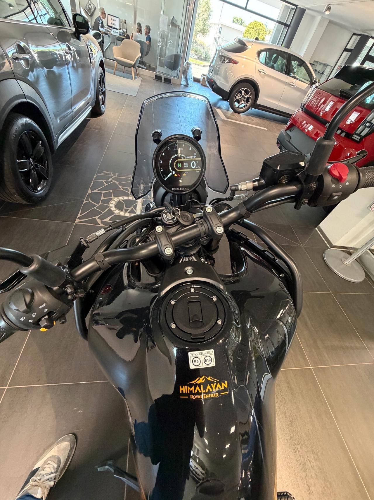 Royal Enfield Himalayan 450 Mana Black Rally pronta consegna