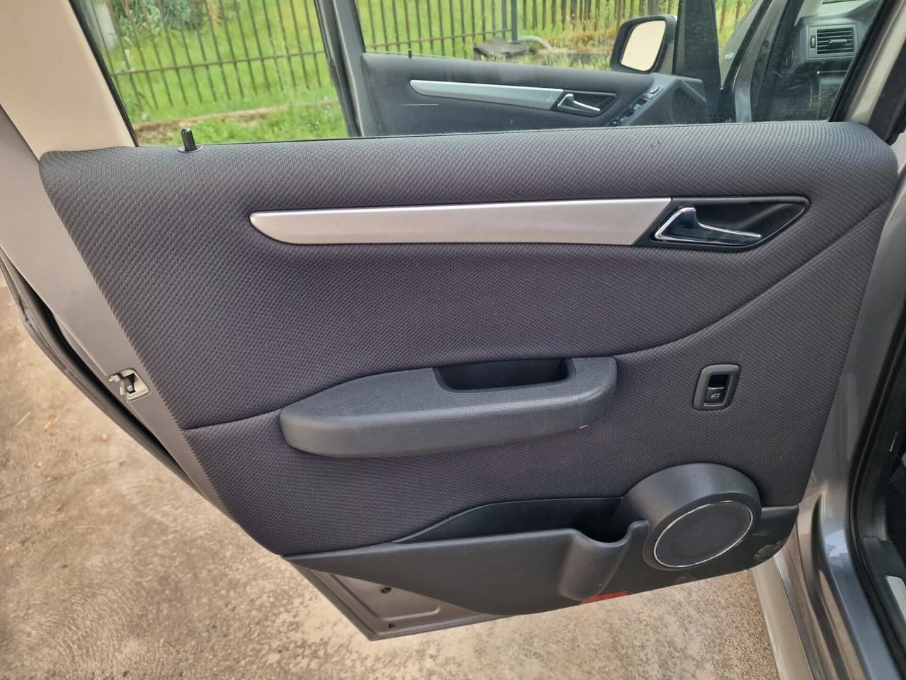 Mercedes B160 BlueEFFICIENCY 1.5 95cv "133.000 Km"