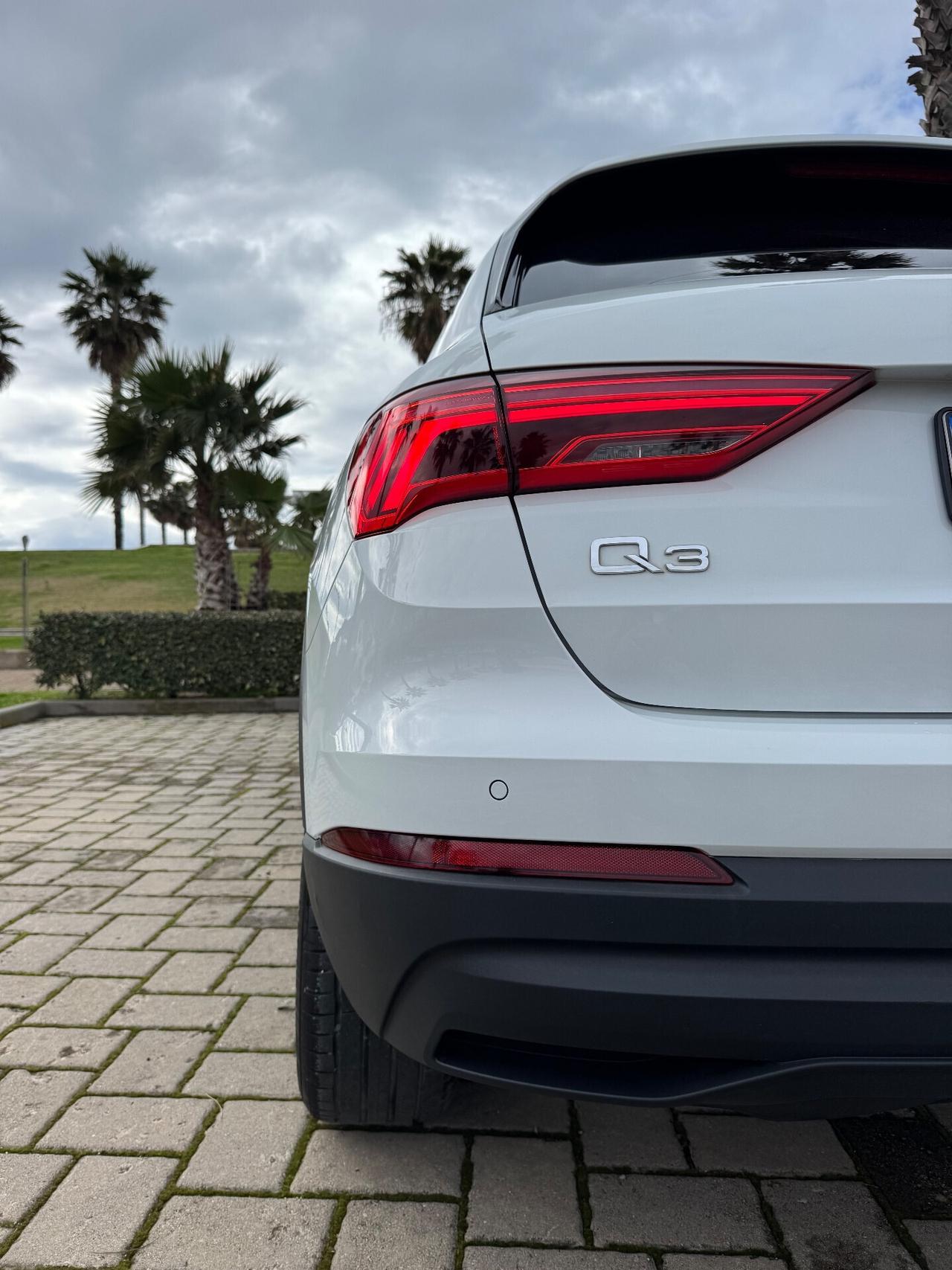 Audi Q3 45 TFSI e S tronic