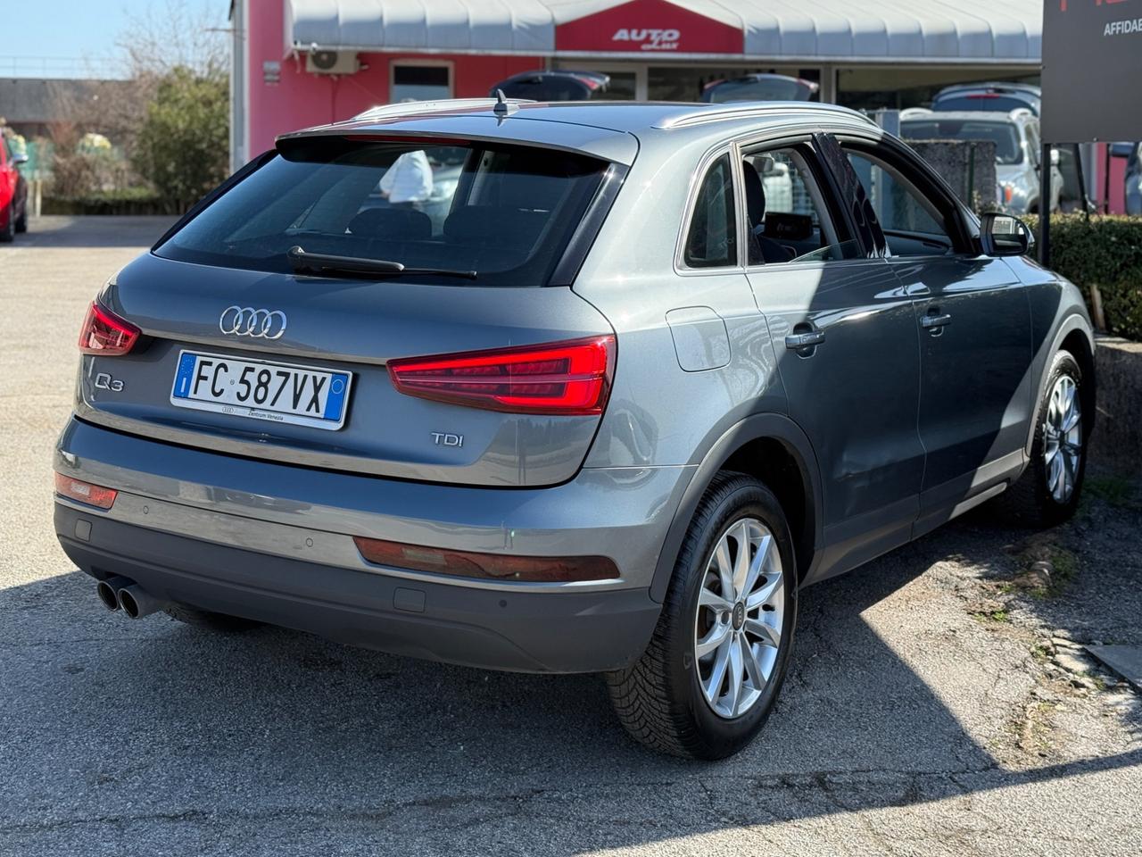 Audi Q3 2.0 TDI 120 CV - OK NEOPATENTATI