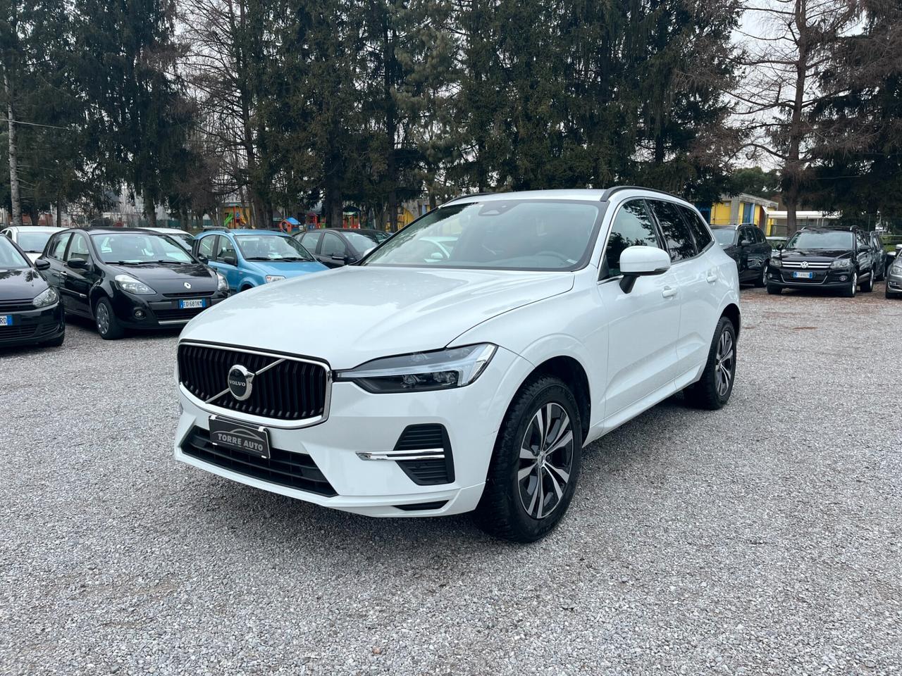 Volvo XC 60 XC60 B4 (d) AWD Geartronic Momentum