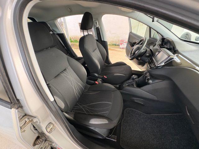 PEUGEOT 208 1.0 VTi 68 CV 5 porte OK NEOPATENTATI EURO 5B BENZ