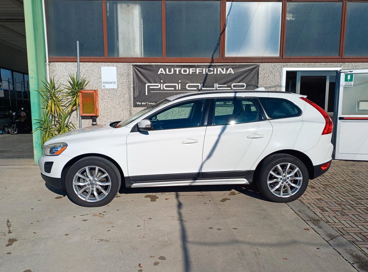 Volvo XC60 D3 Geartronic Kinetic Automatica