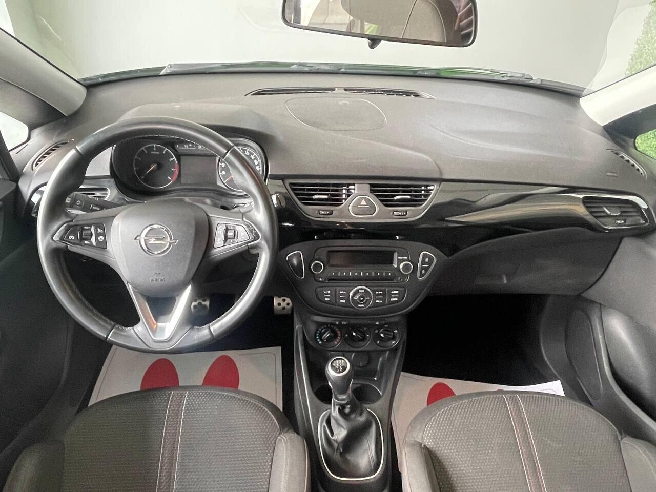 Opel Corsa 1.2 - 69cv - B Color