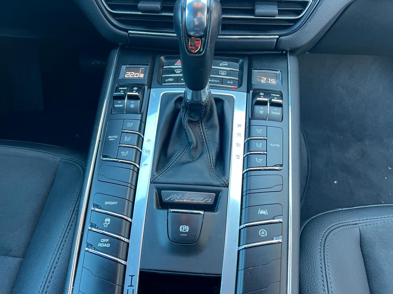 PORSCHE MACAN 2.0 TURBO BENZINA 245CV / GARANZIA