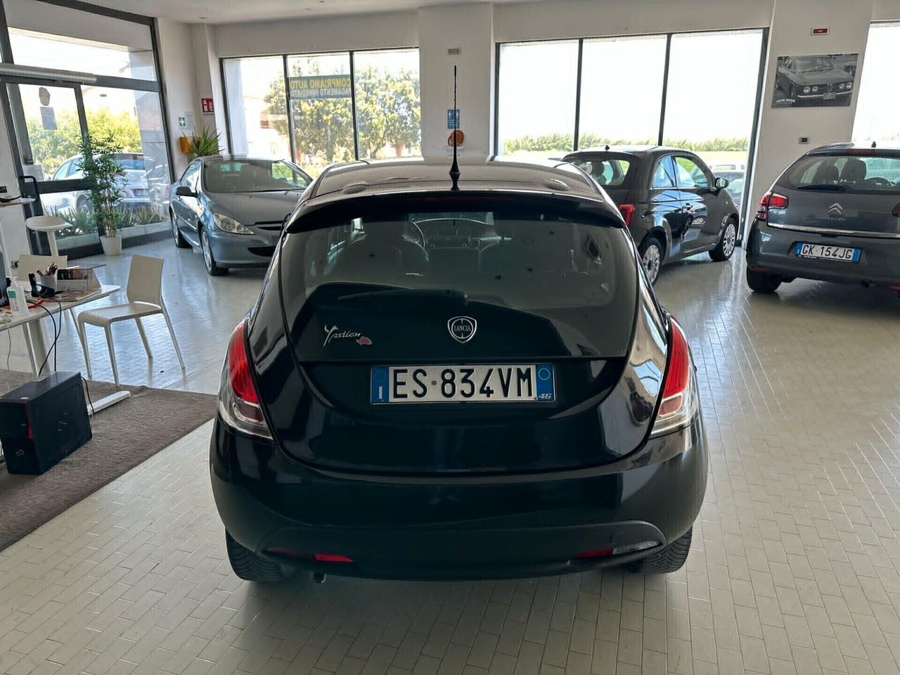 Lancia Ypsilon 1.2 69 CV 5 porte GPL Ecochic Gold