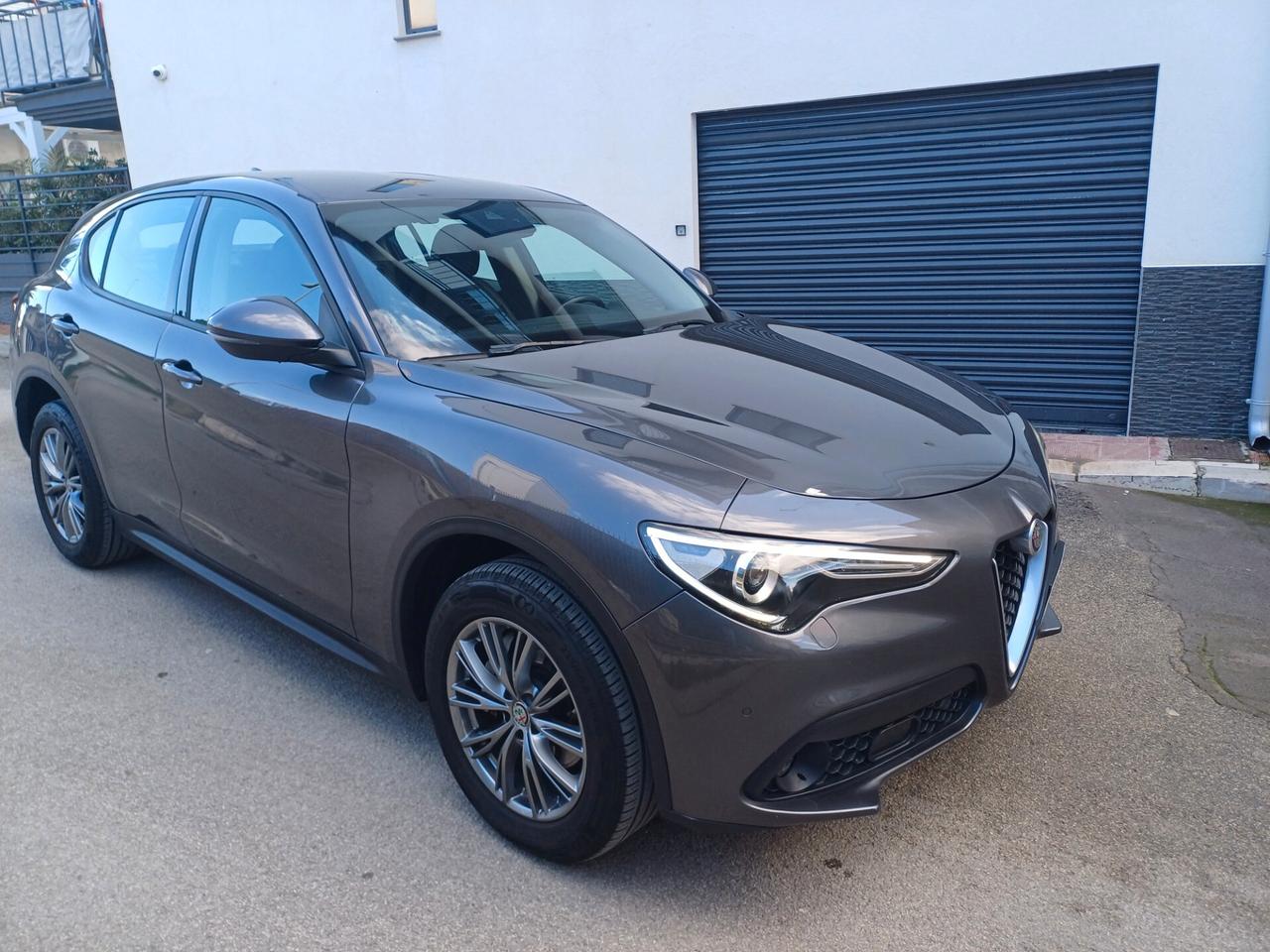 Alfa Romeo Stelvio 2.2 Turbodiesel 210 CV AT8 Q4 Executive