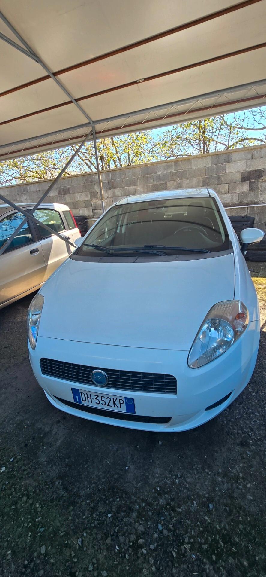Fiat Grande Punto 1.3 MJT 75 CV 3 porte Active