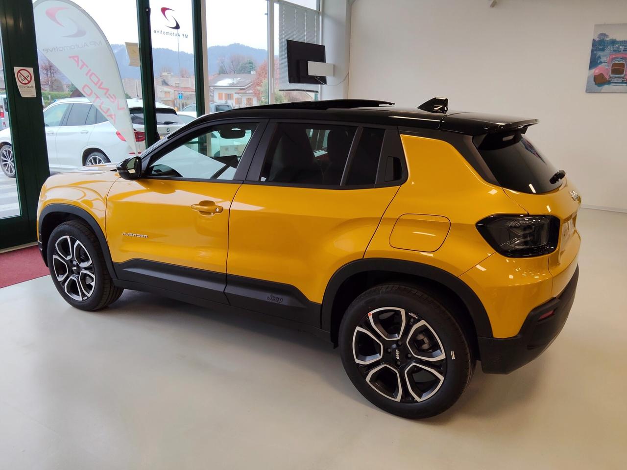 Jeep Avenger 1.2 Turbo 100 CV Summit tetto apribile