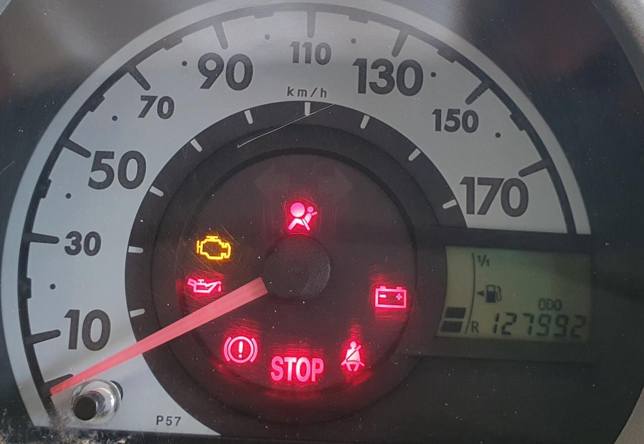 Peugeot 107 1.0 BENZ. - 2008 - KM. 127.000 UNIPRO