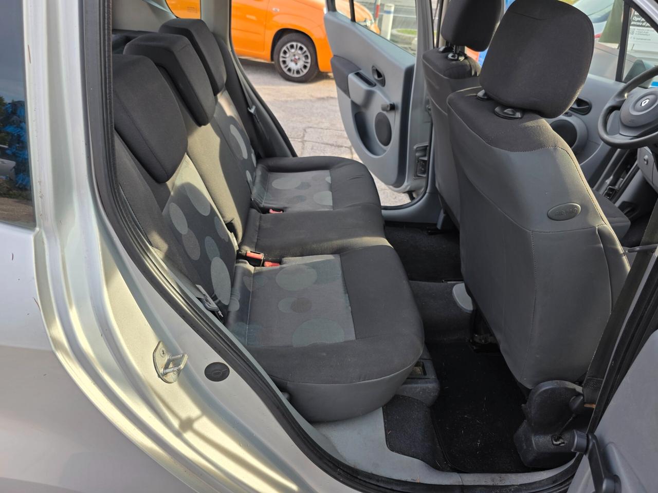 Renault Modus 1.5 dCi 85Cv con 147.000km Neopatentati ok