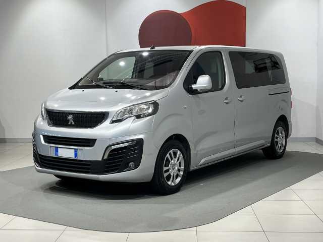 Peugeot Traveller BlueHDi 115 S&S Standard Business 8 posti