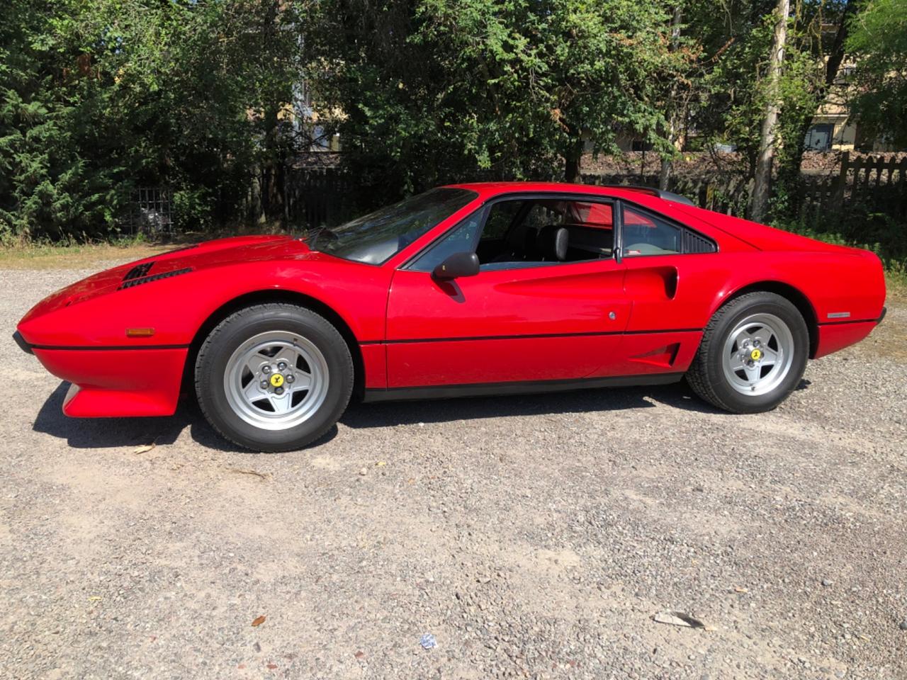 Ferrari 208 turbo GTB