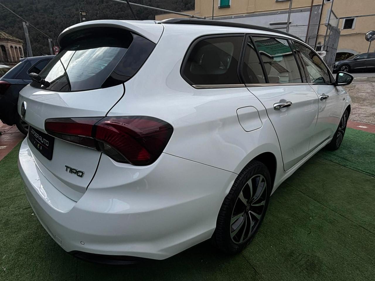 Fiat Tipo 1.6 Mjt S&S SW Lounge