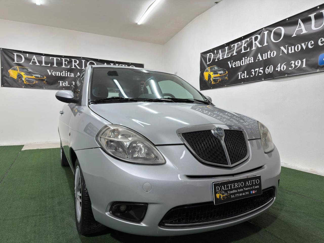 Lancia Ypsilon 1.2 Modamilano