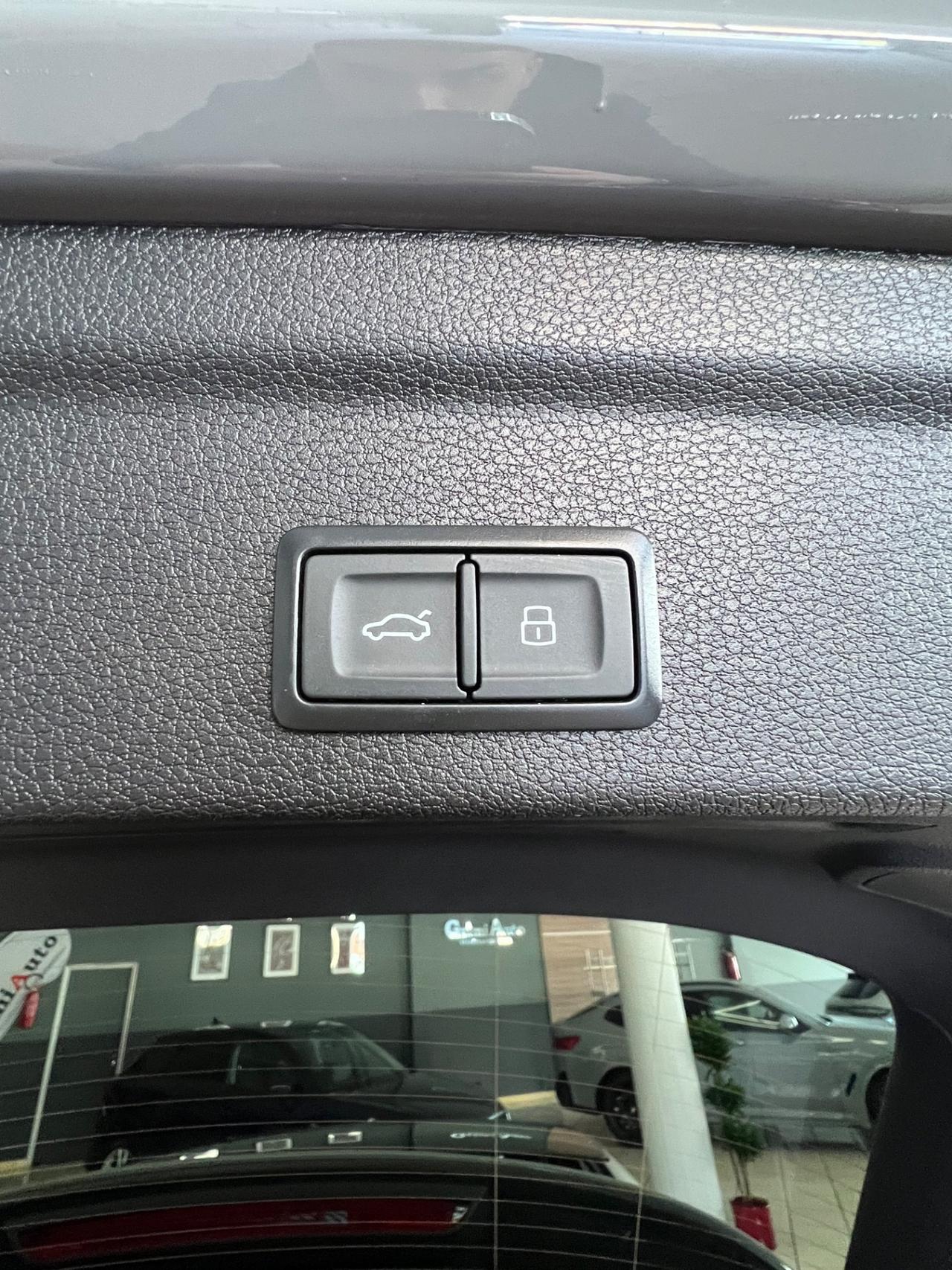 Audi Q3 SPB 40 TDI quattro S tronic Identity Black