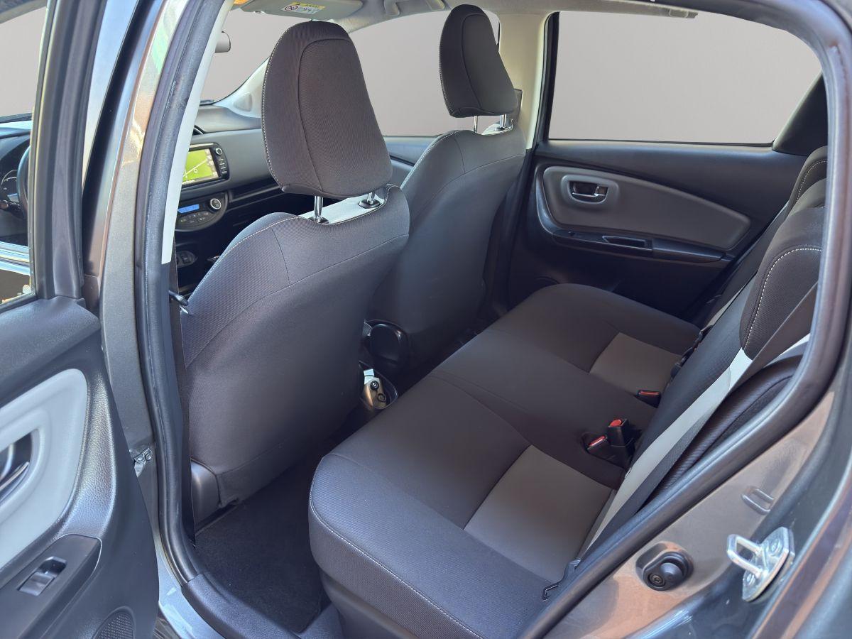 TOYOTA - Yaris - 1.5 Hybrid 73CV 5p.Trend "Platinum Ed."