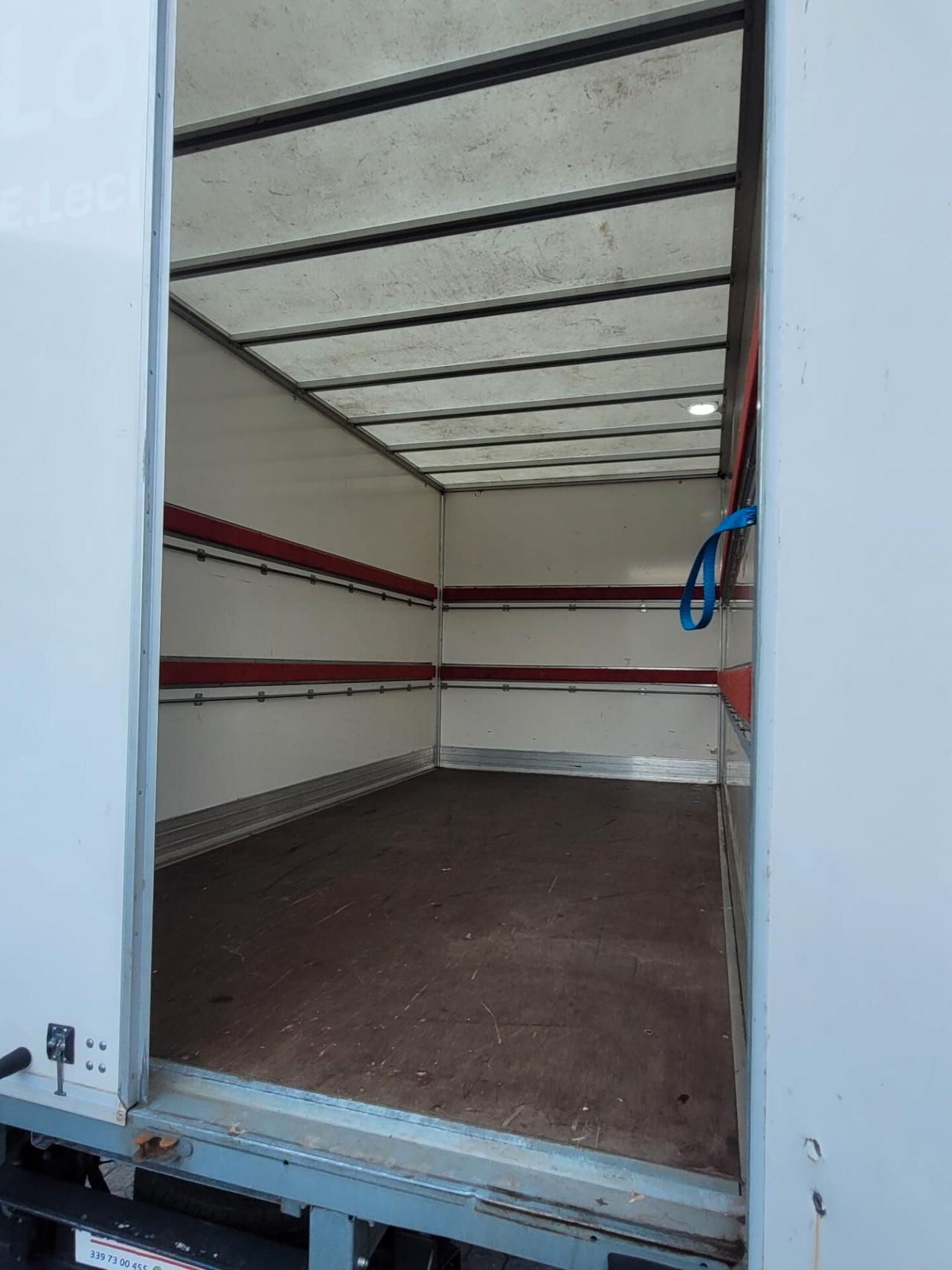 IVECO DAILY 35-160 3.0 (68.179 km)