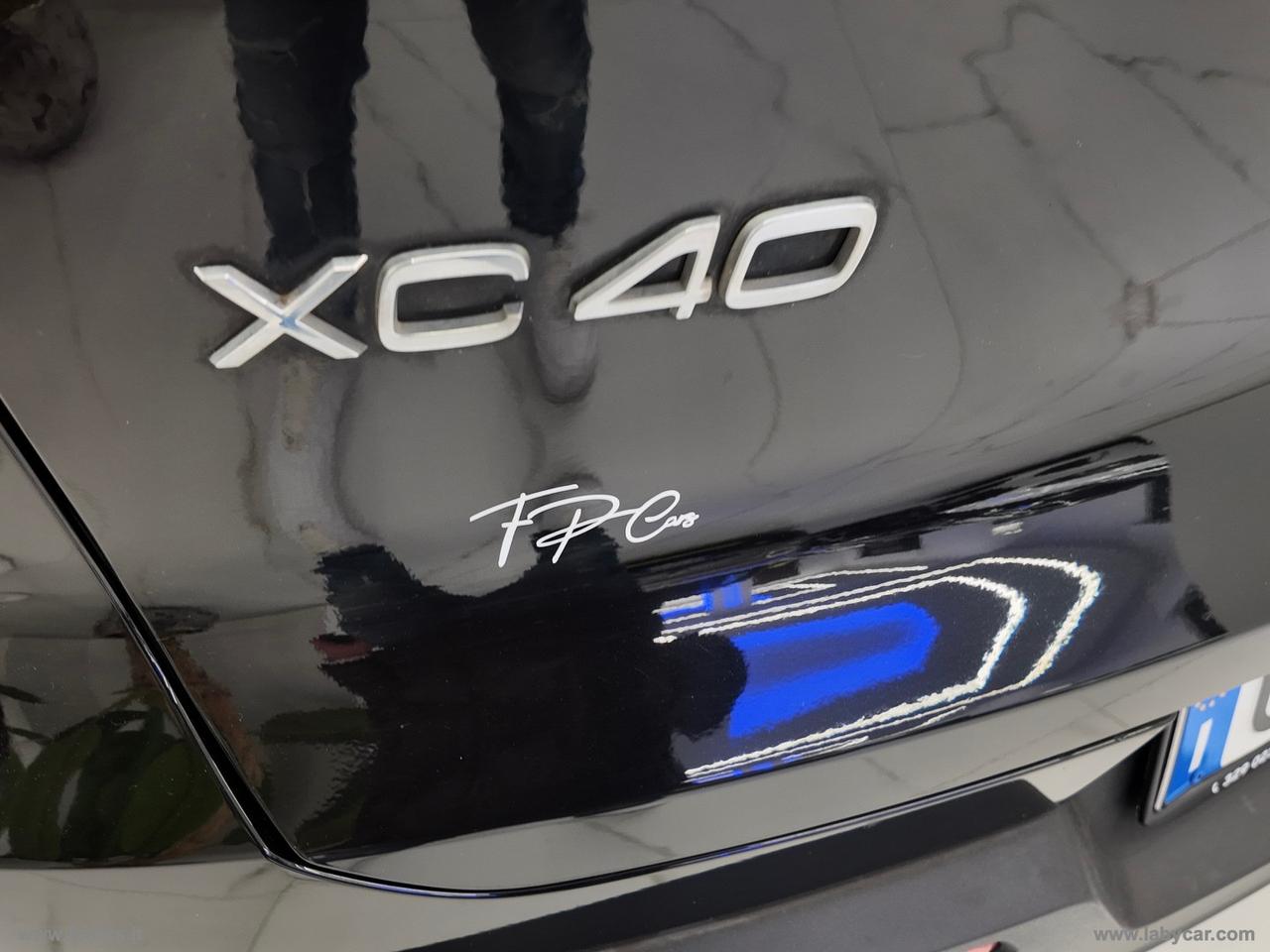 VOLVO XC40 D3 Geartronic R-design TETTO APRIBILE