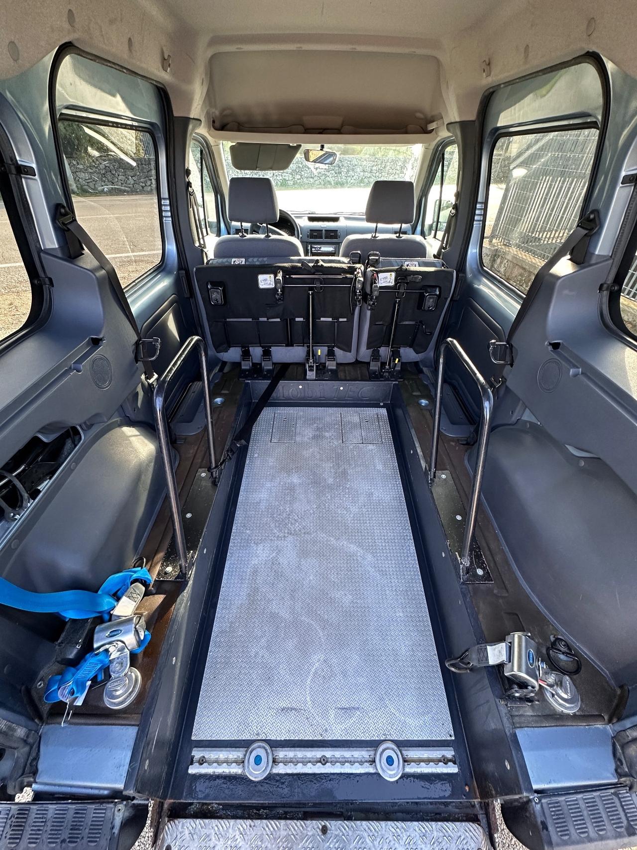 Ford Transit Connect TRASPORTO DISABILI -2007