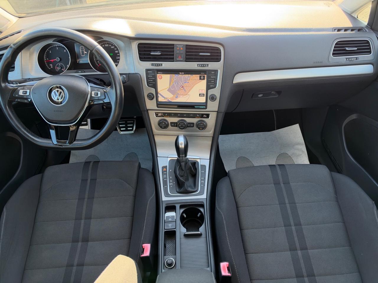 Volkswagen Golf 2.0 TDI DSG 5p. Sport Edition 150CV