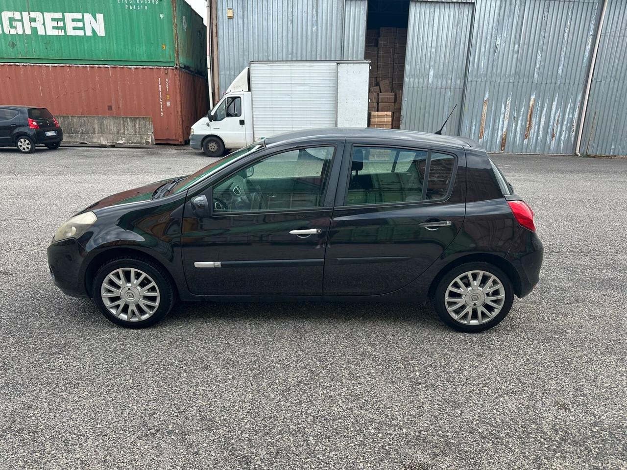 Renault Clio 1.2 16V 5 porte Luxe NEOPATENTATI