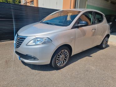 Lancia Ypsilon 1.2 69 CV 5 porte S&S Platinum unica proprietaria