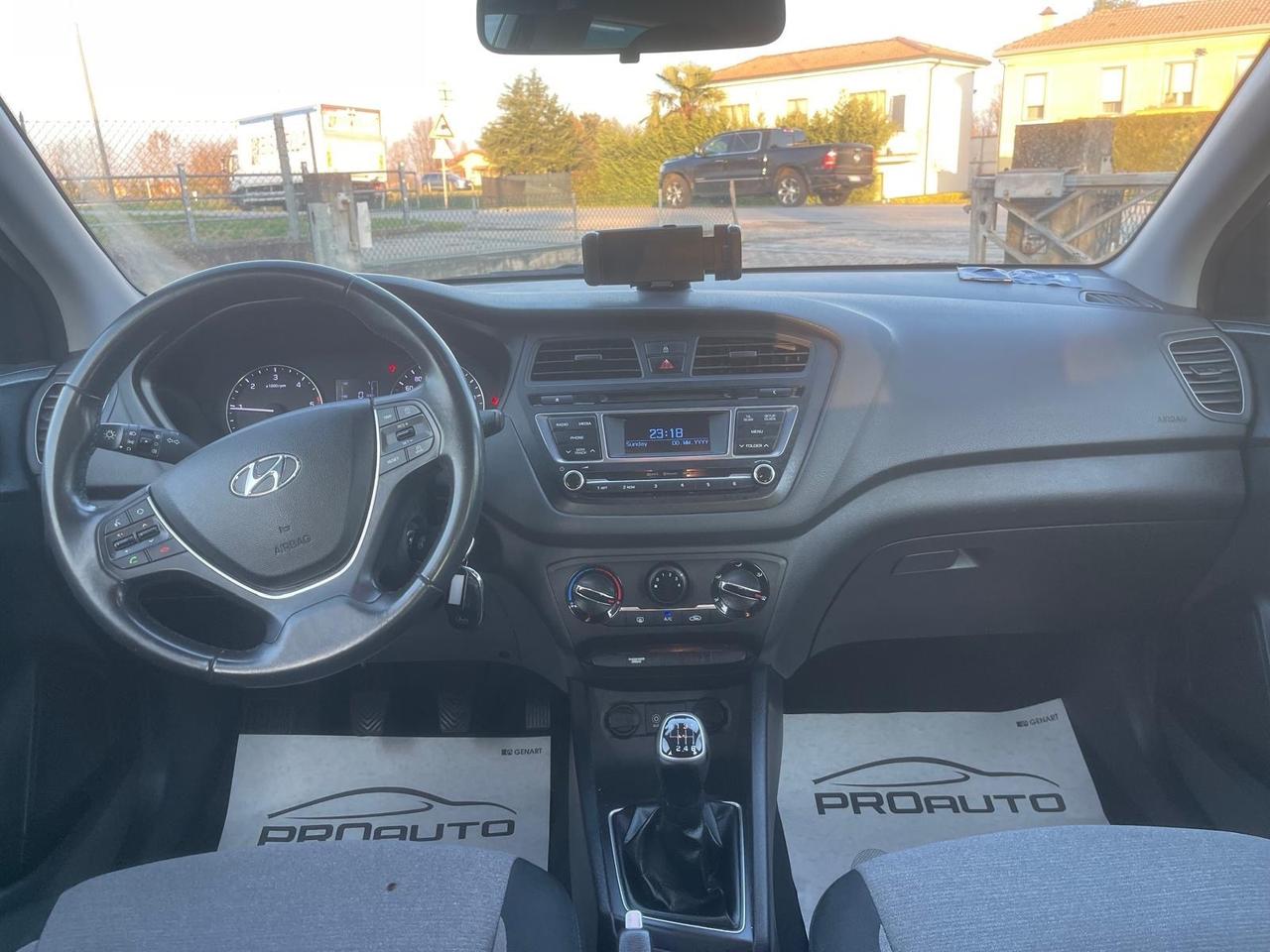 Hyundai i20 1.4 CRDi 5p. Active Login