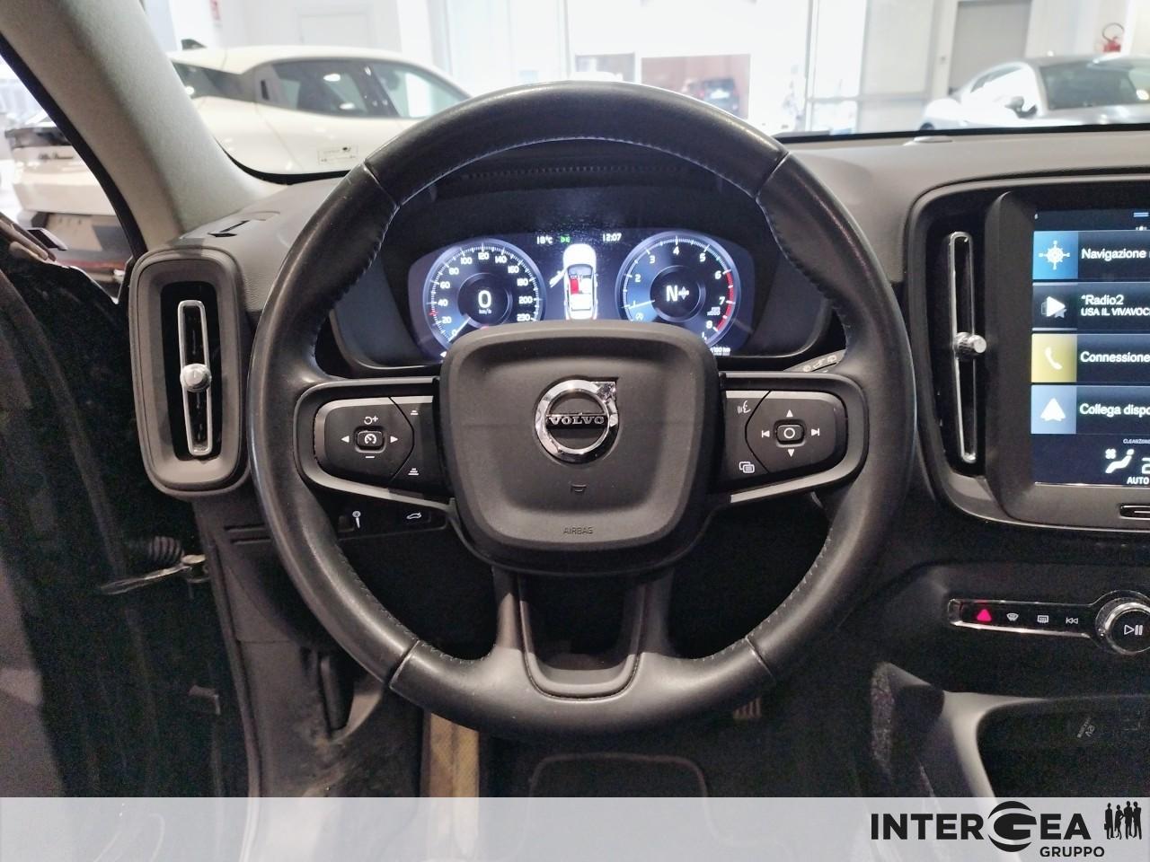 VOLVO XC40 1.5 t2 Momentum Pro my21