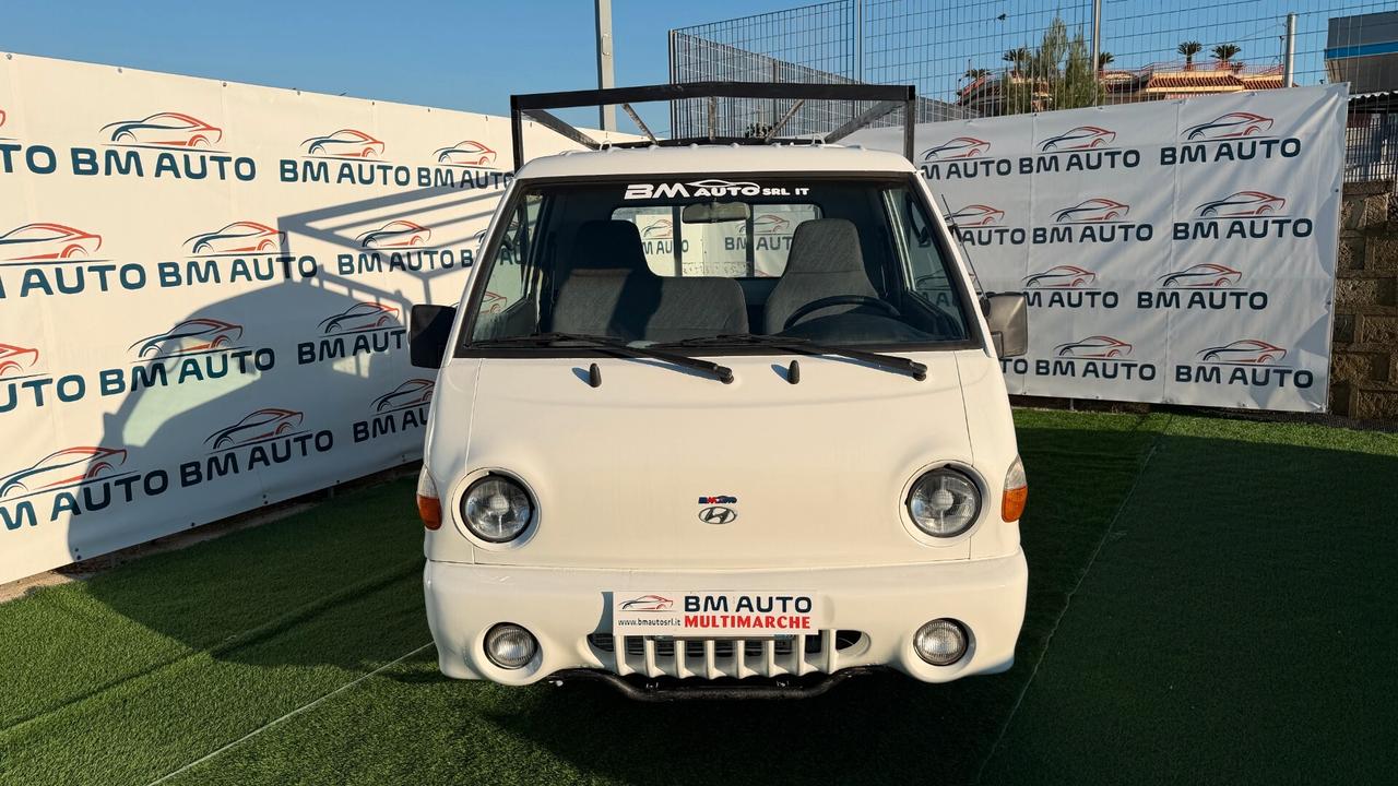 Hyundai H 100 2.5 diesel 80cv doppie ruote gemellate con tendone