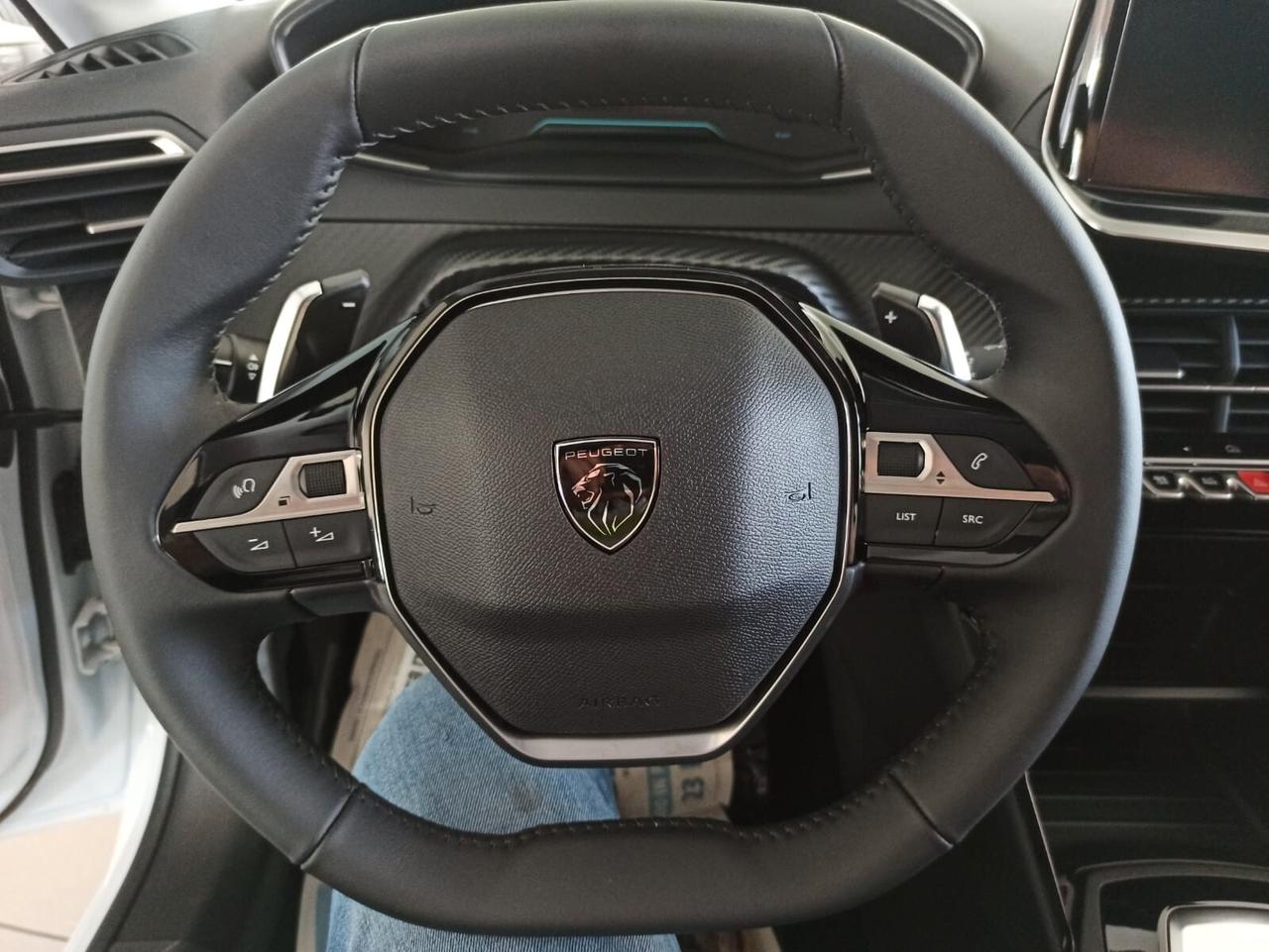 Peugeot 208 Hybrid 110 e-DCS6 Style