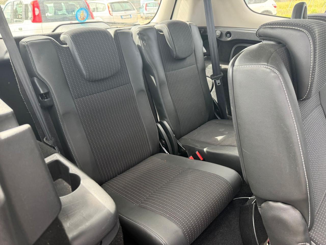 Renault Scenic 1.5 dCi 7 posti SOLO 98.000 KM