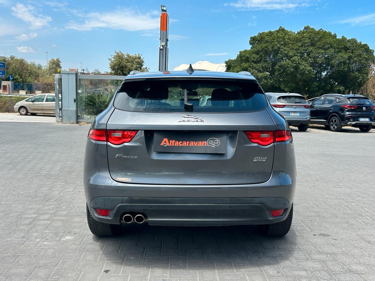 Jaguar F-Pace 2.0 D 180 CV AWD aut. Prestige