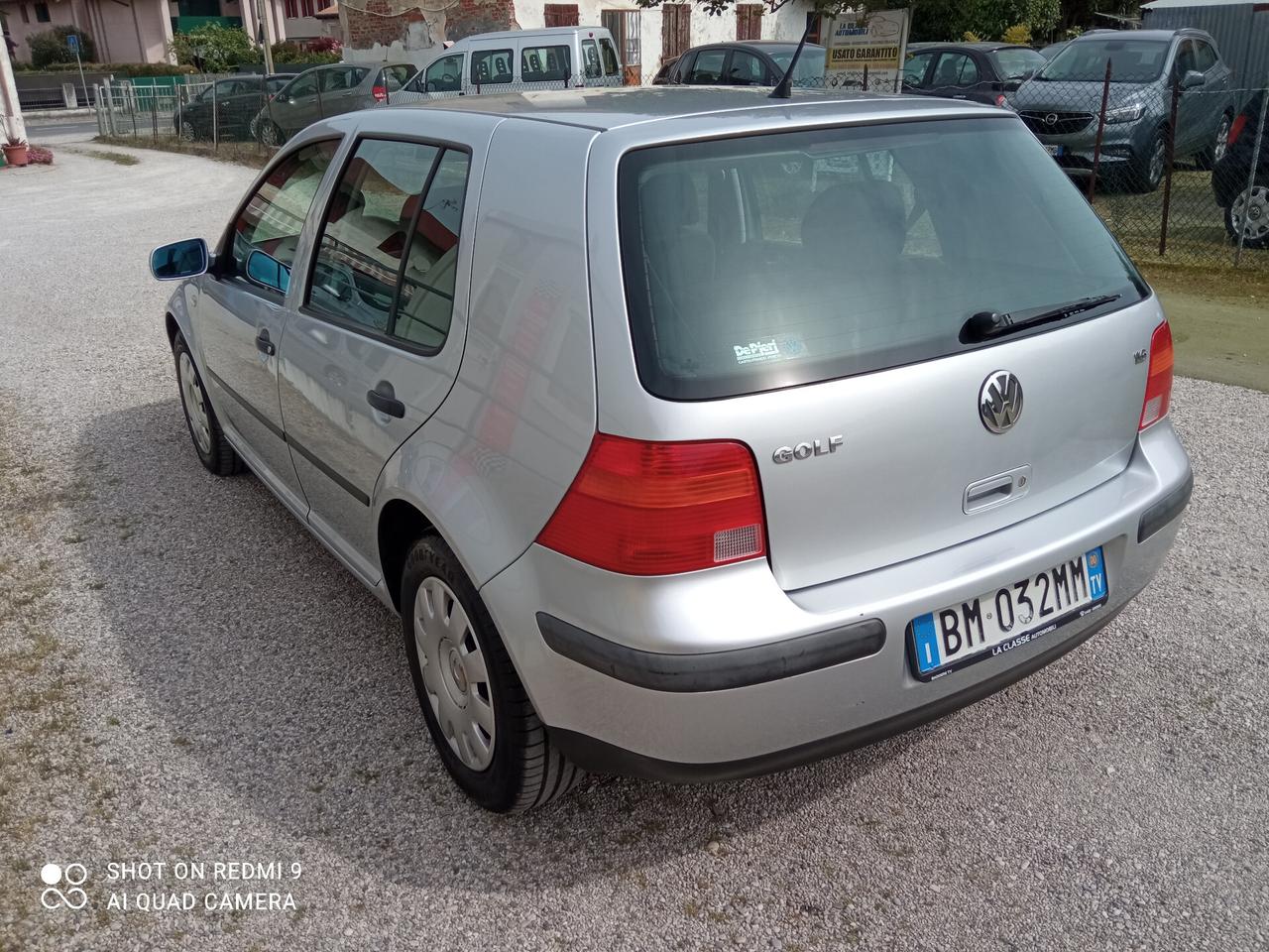 Volkswagen Golf 1.6 cat 5 porte 102cv