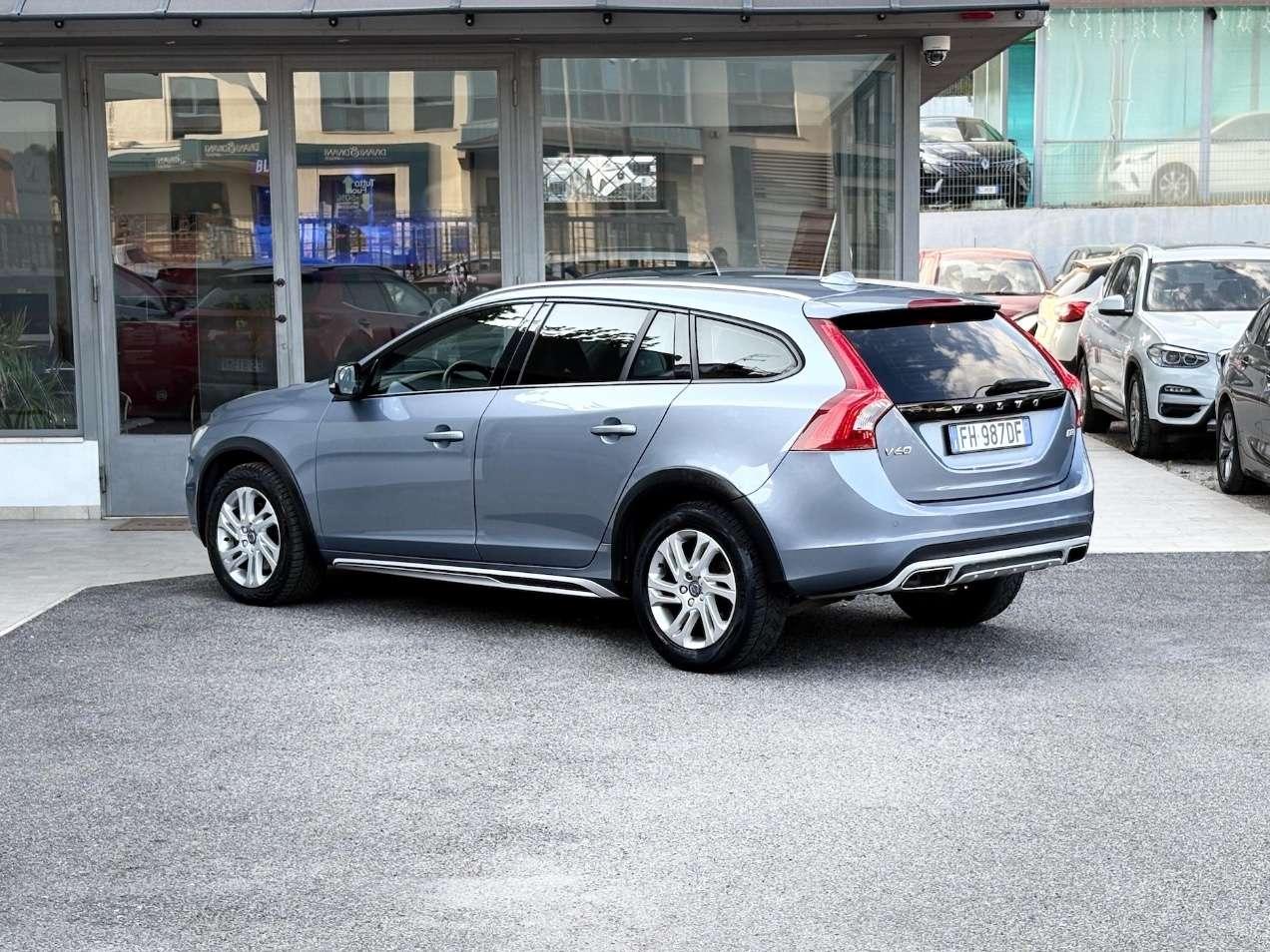 Volvo V60 Cross Country 2.0 Diesel 150CV E6 - 2017