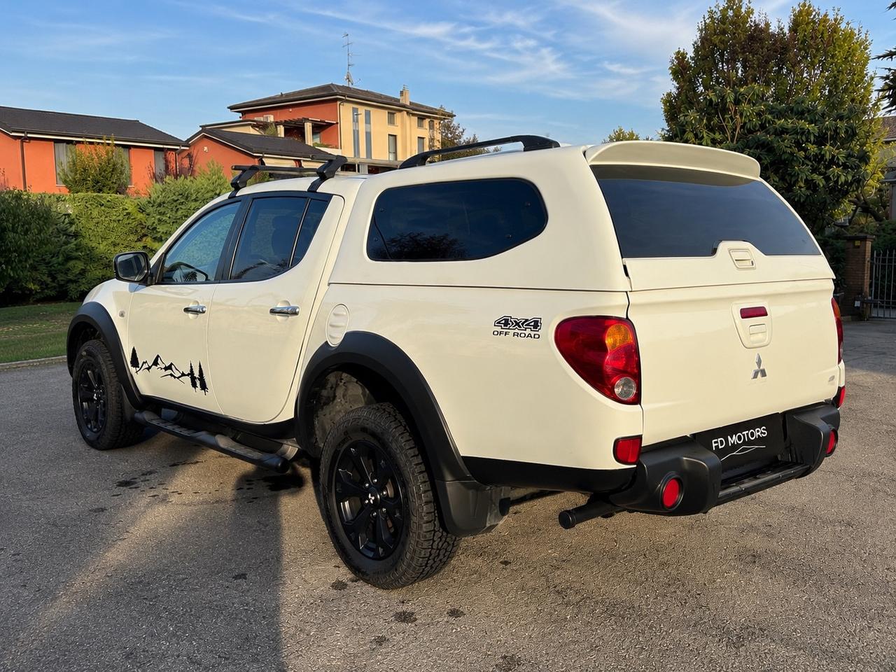 Mitsubishi L200 2.5 DI-D/178CV DC Intense Plus