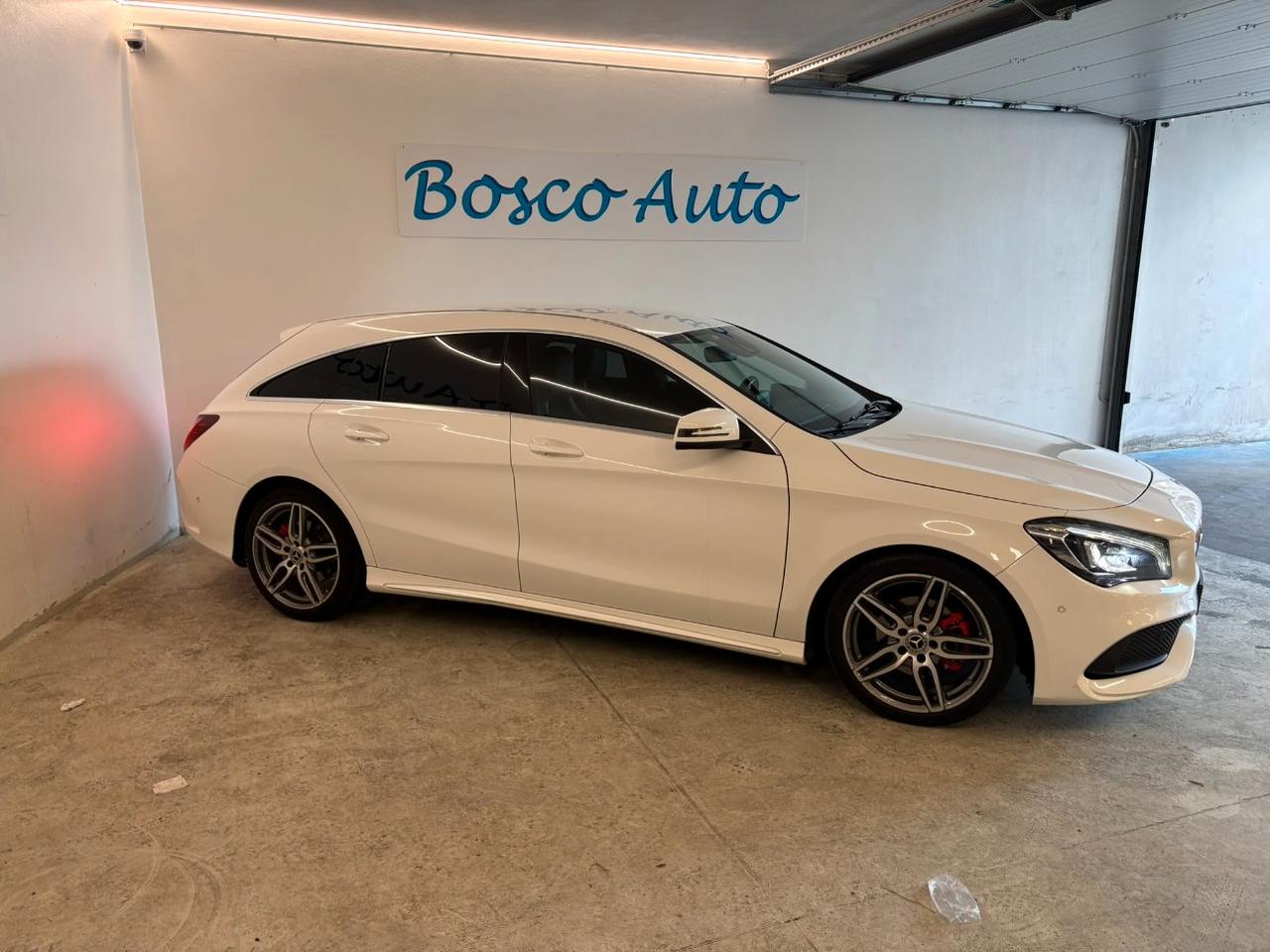 Mercedes-Benz CLA 200 d Shooting Brake Premium S.W.