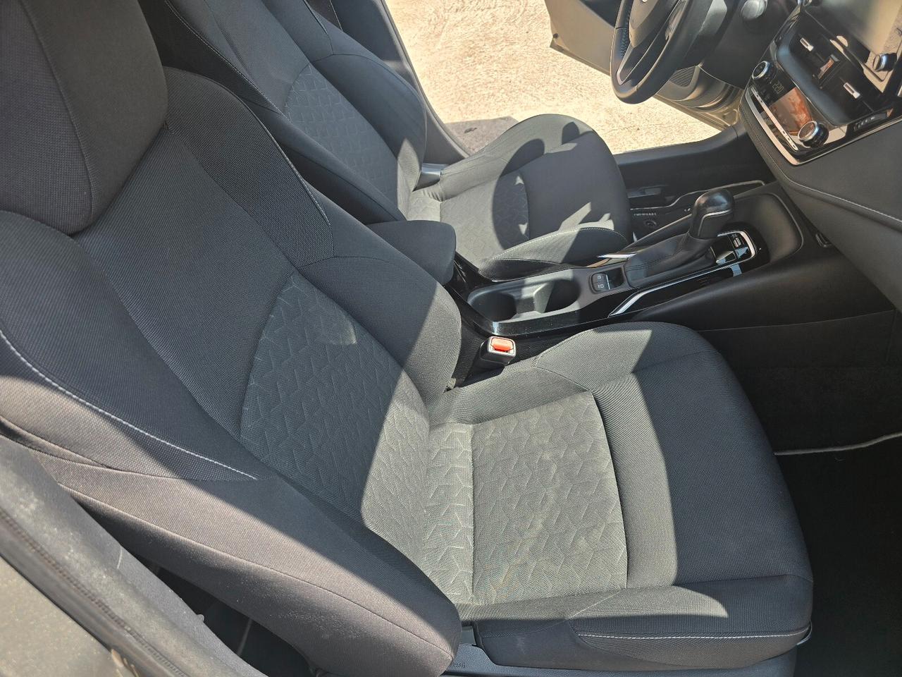 Toyota Corolla 1.8 Hybrid Business