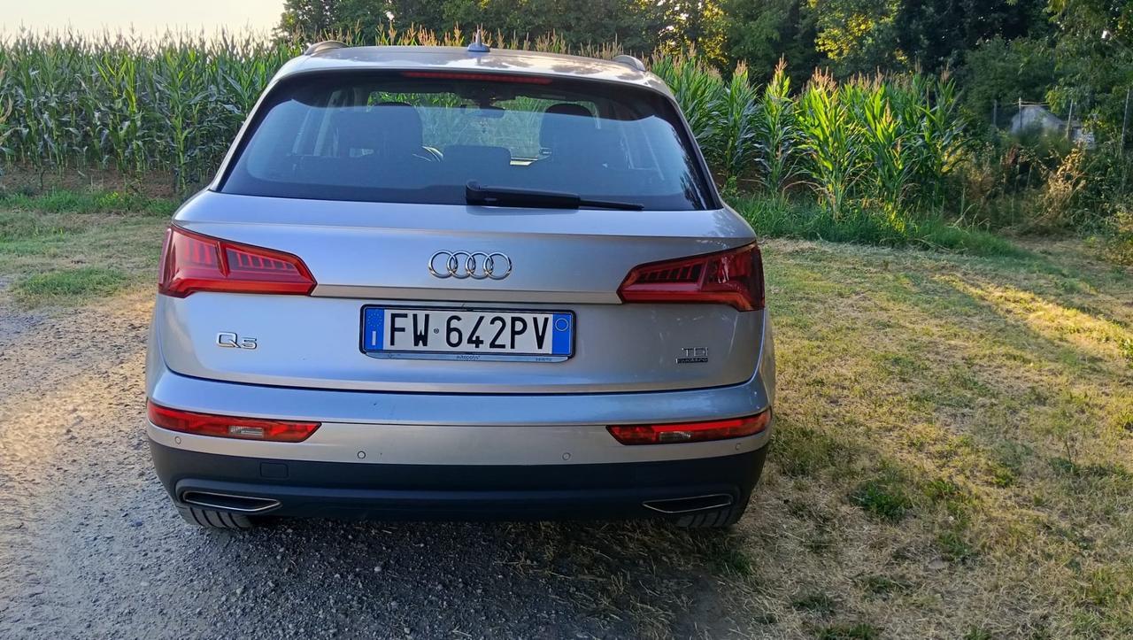 Audi Q5 2.0 TDI quattro S tronic line plus