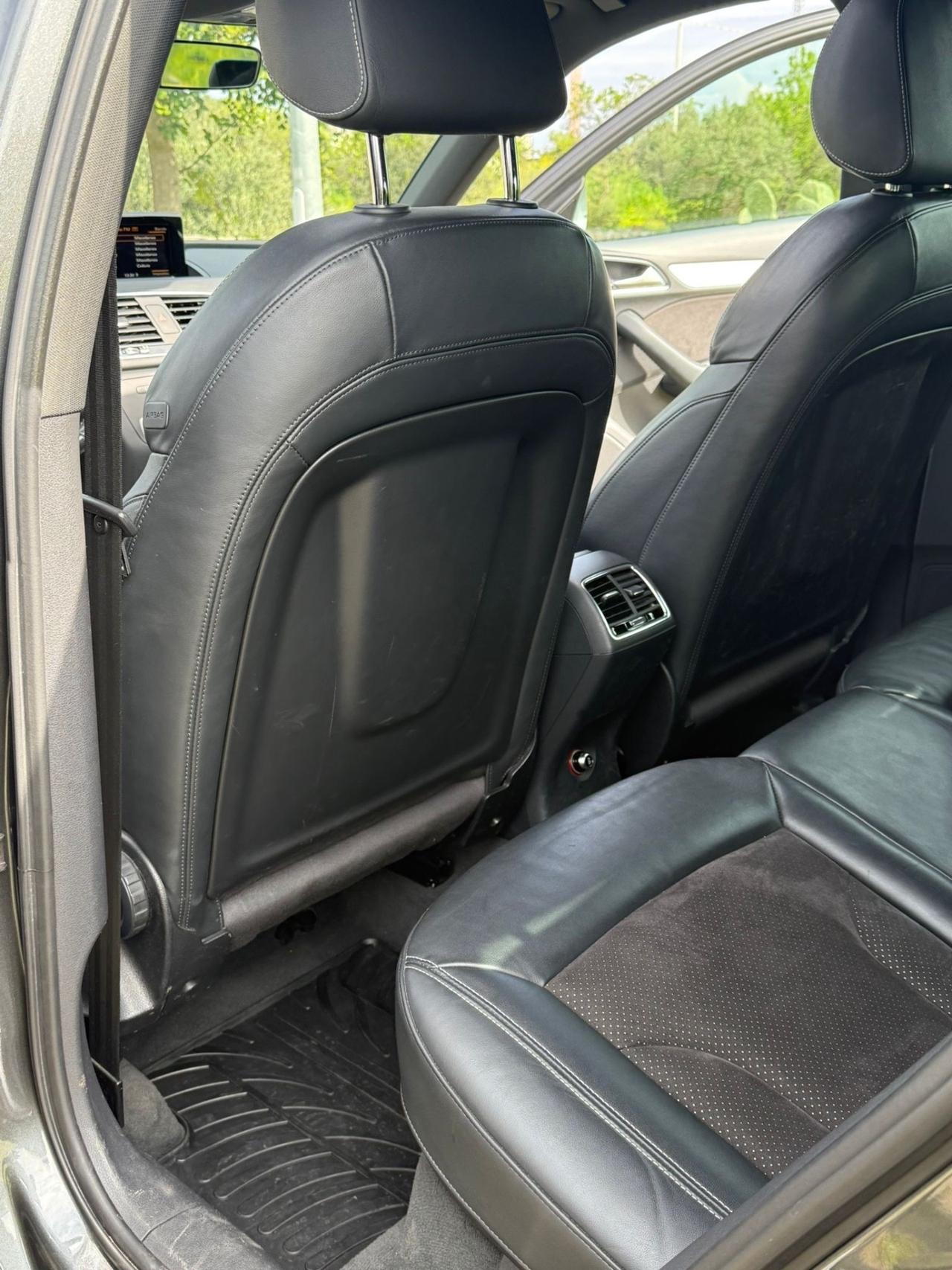 Audi Q3 2.0 TDI 150 CV quattro s-tronic s-Line