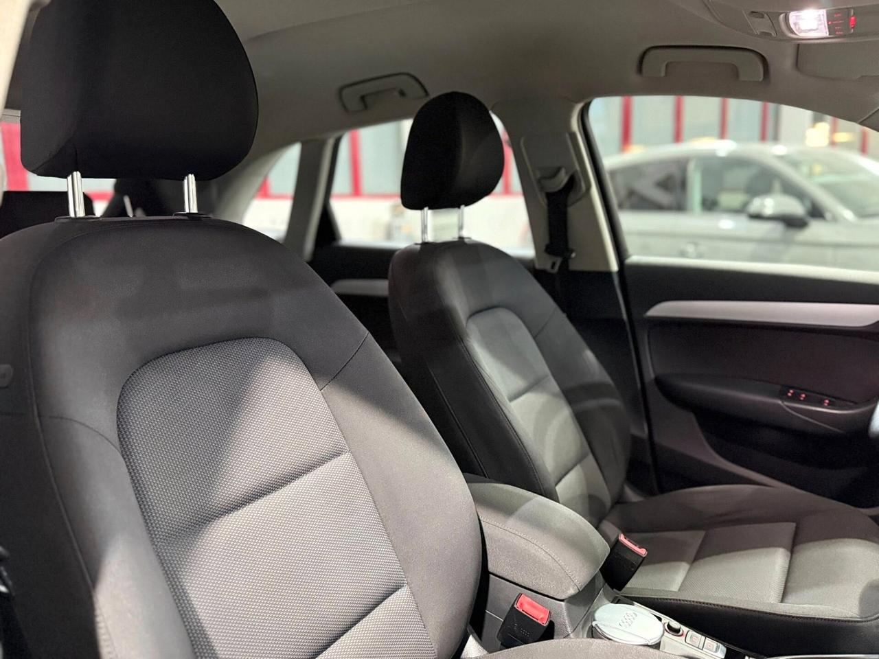 Audi Q3 2.0 TDI S-tronic Business Plus Quattro 150cv 2017