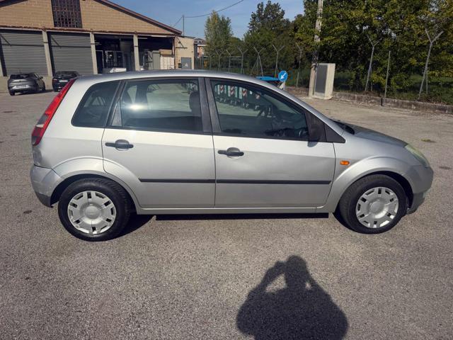 FORD Fiesta 1.4 TDCi 5p. Ghia senza nessun lavoro da fare