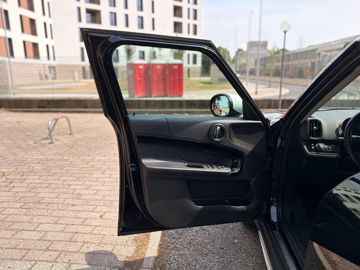 Mini Countryman 1.5 Cooper SE Business all4 auto