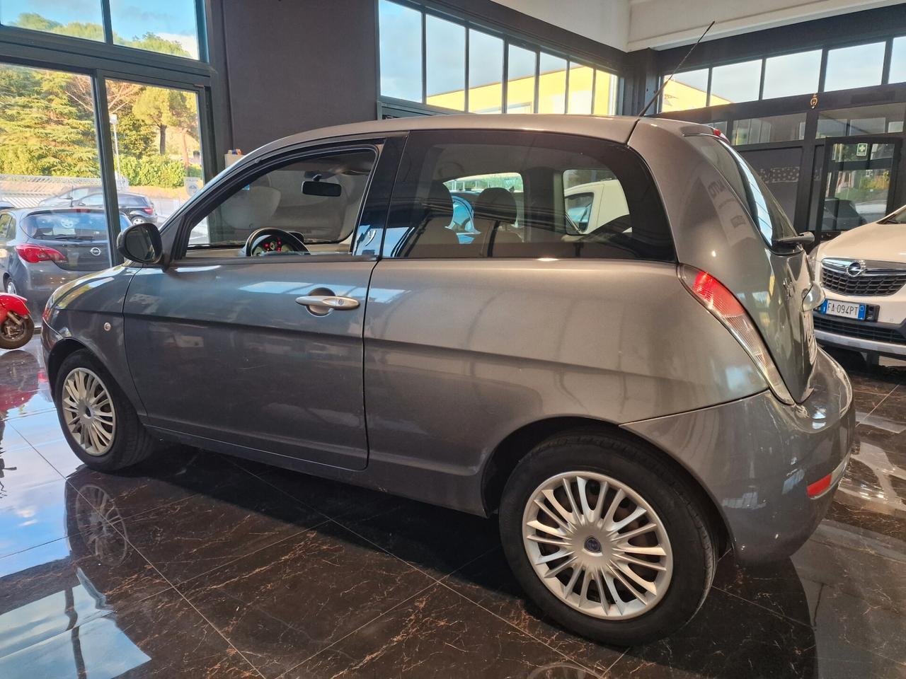 Lancia Ypsilon 1.2 Versus 155 mila chilometri